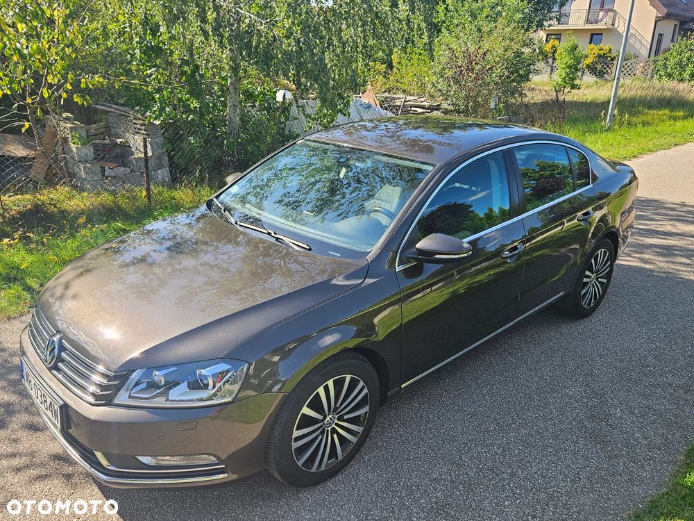 Volkswagen Passat 1.4 TSI BMT Highline - 17