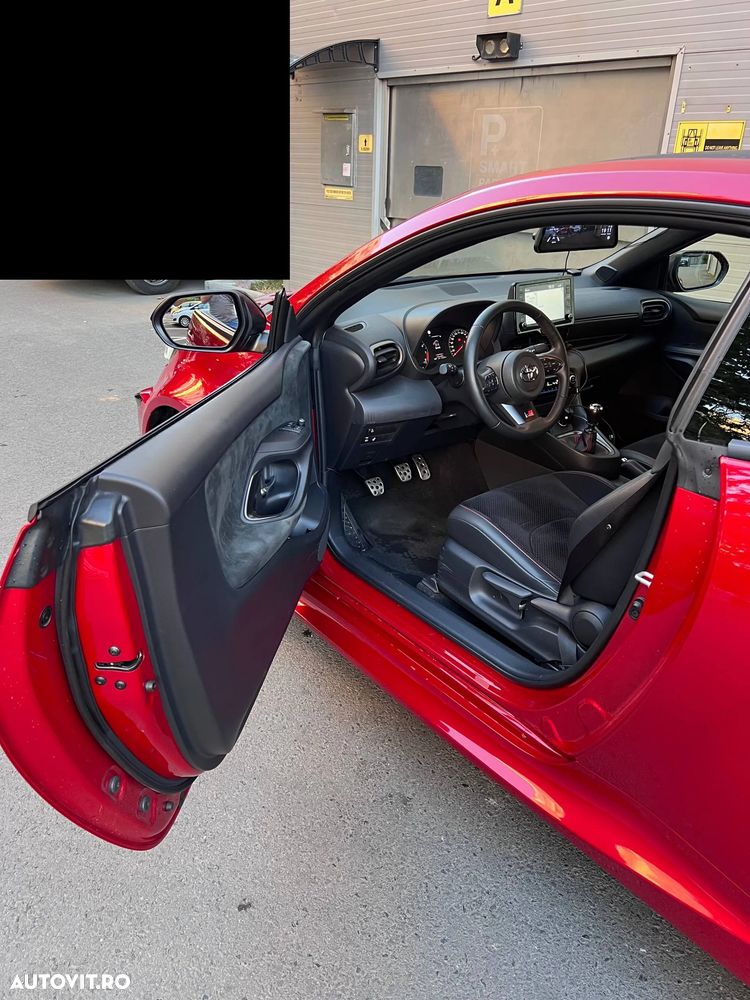 Toyota Yaris - 8