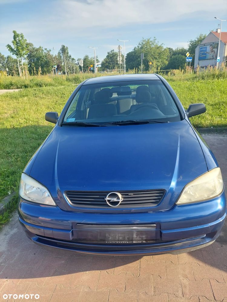Opel Astra - 2