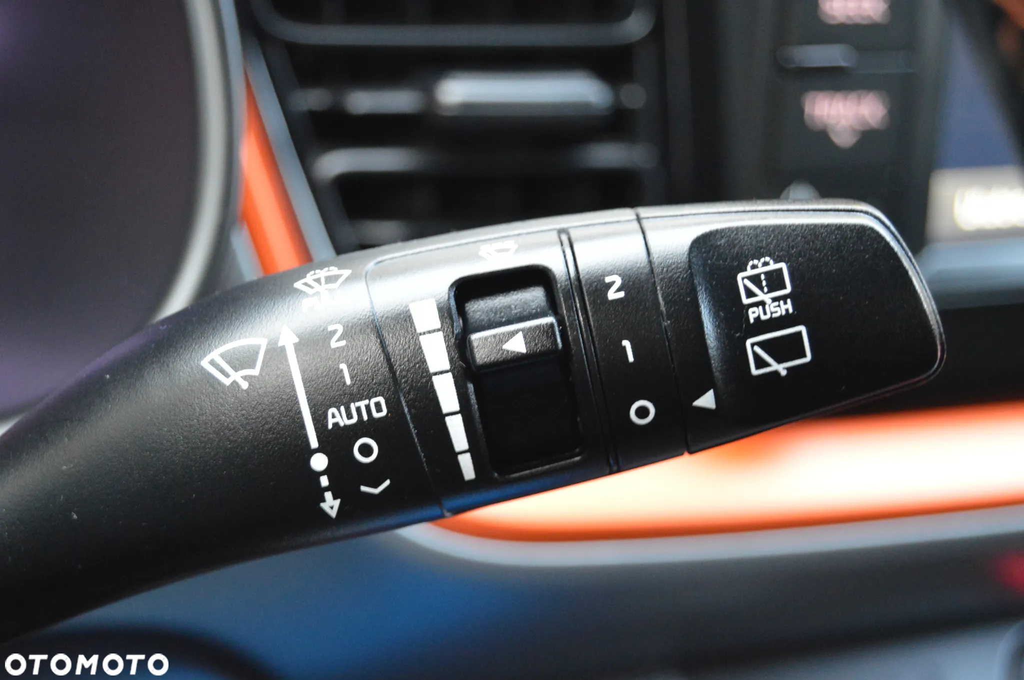 Kia Stonic 1.0 T-GDI 100 OPF Spirit - 17