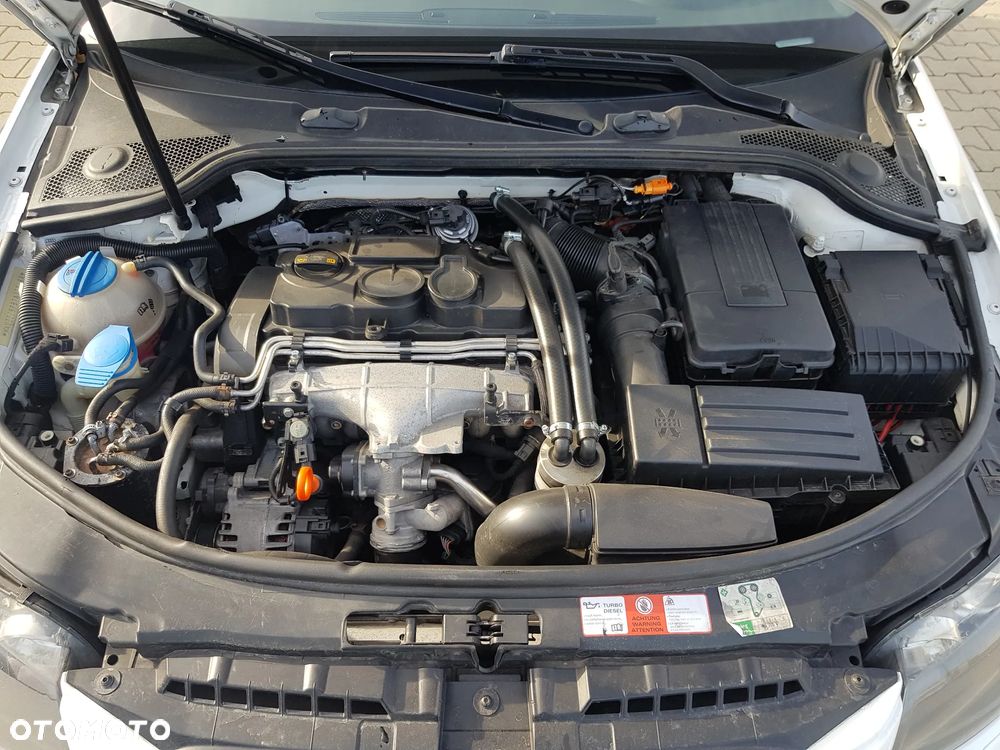 Audi A3 Sportback 2.0 TDI DPF Quattro Ambiente - 9