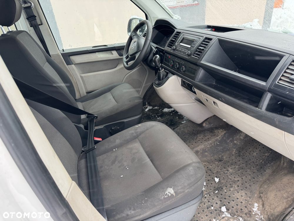 Volkswagen Transporter - 8