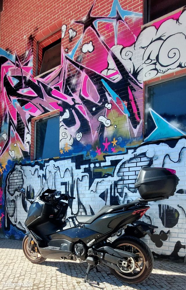 Yamaha TMAX Tech Max - 7