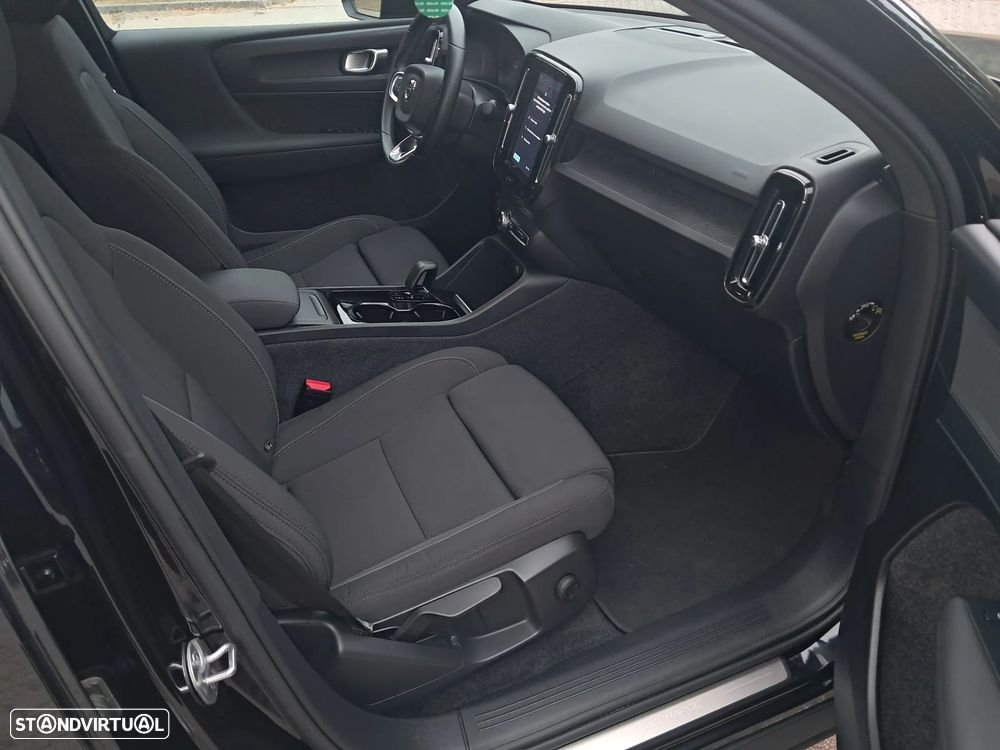 Volvo C40 Recharge Core - 13