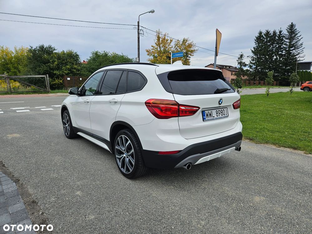 BMW X1 xDrive20d Sport Line - 5