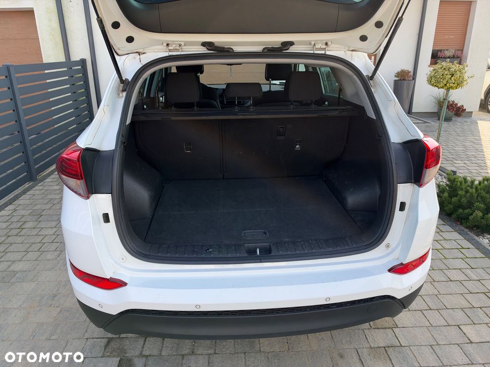 Hyundai Tucson 1.7 CRDI BlueDrive Comfort 2WD - 9