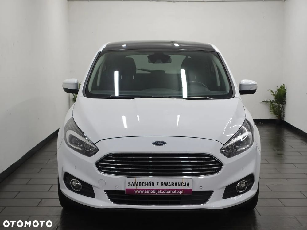 Ford S-Max 2.0 TDCi Titanium PowerShift - 12