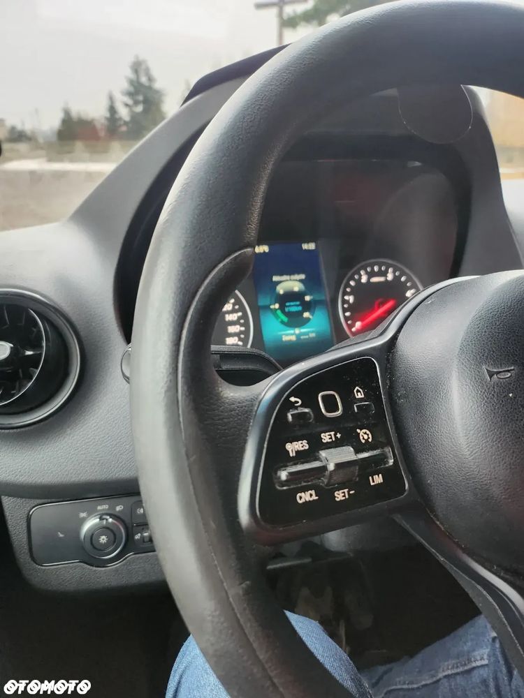 Mercedes-Benz Sprinter - 7