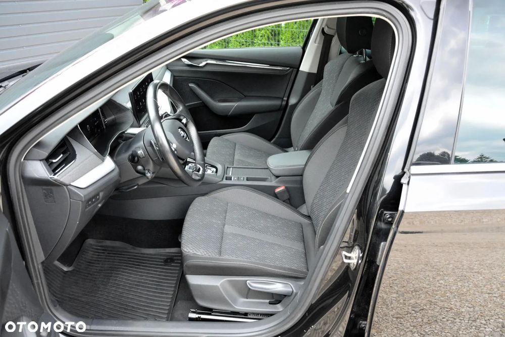 Skoda Octavia 2.0 TDI SCR Style DSG - 9