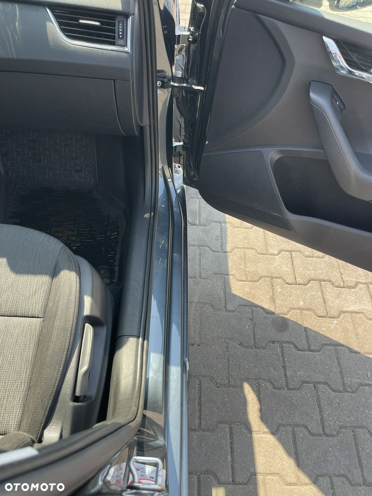 Skoda Octavia 2.0 TDI DSG Selection Plus - 8