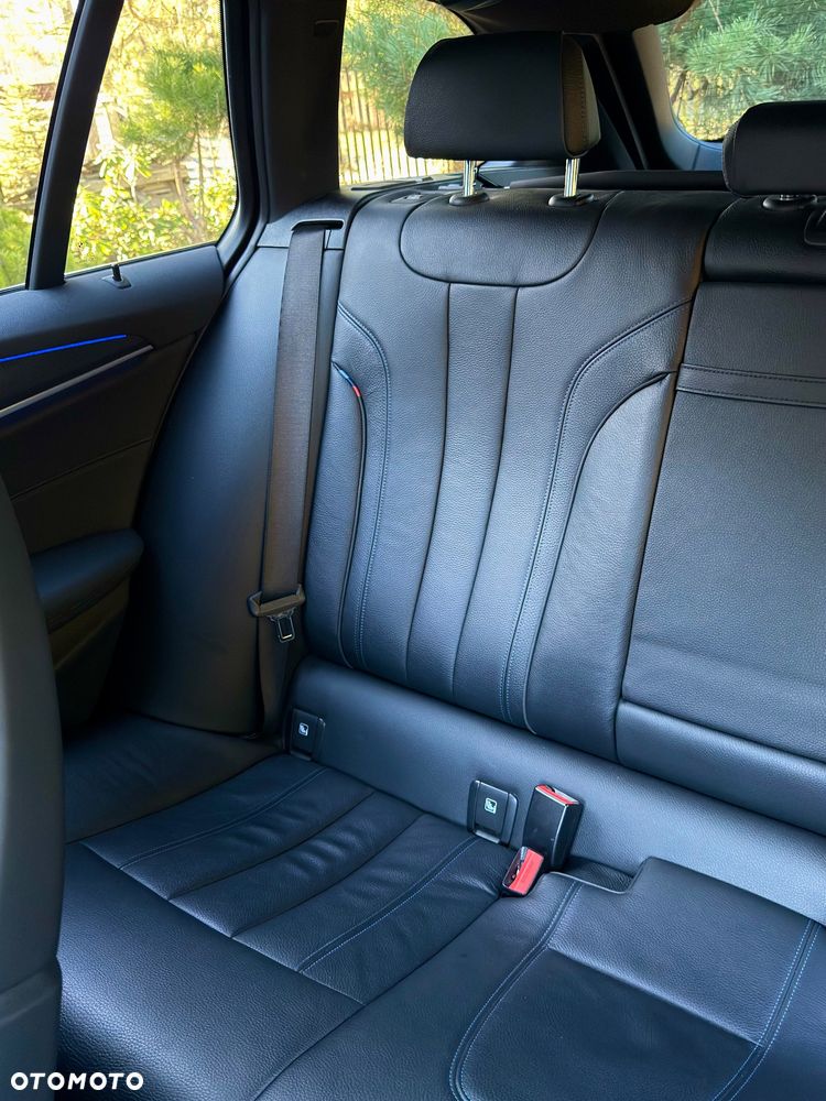 BMW Seria 5 530i xDrive mHEV M Sport sport - 14