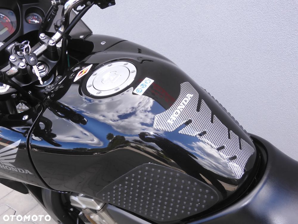 Honda CBF - 35