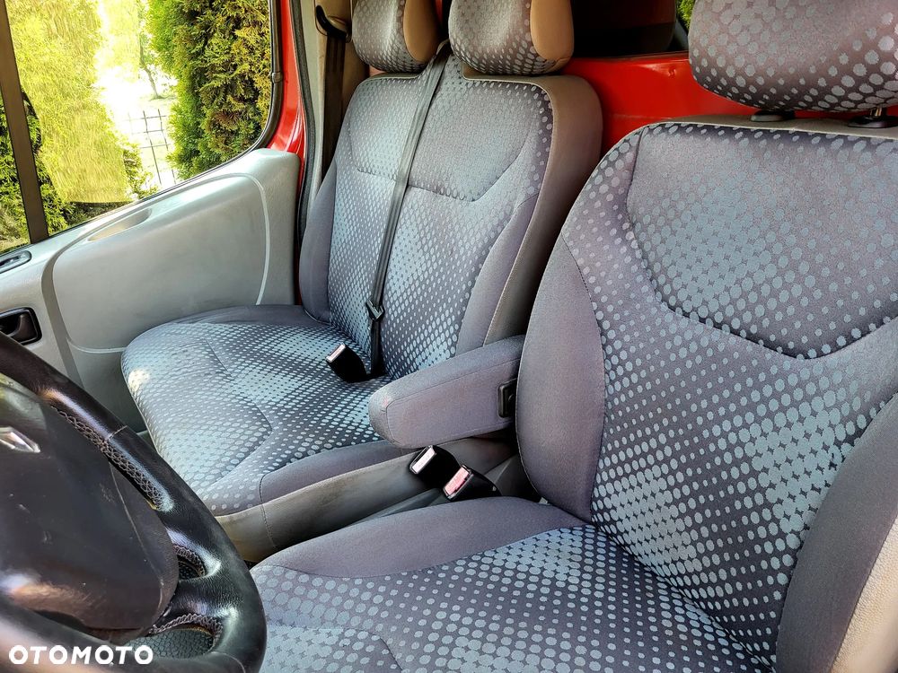 Renault Trafic - 9