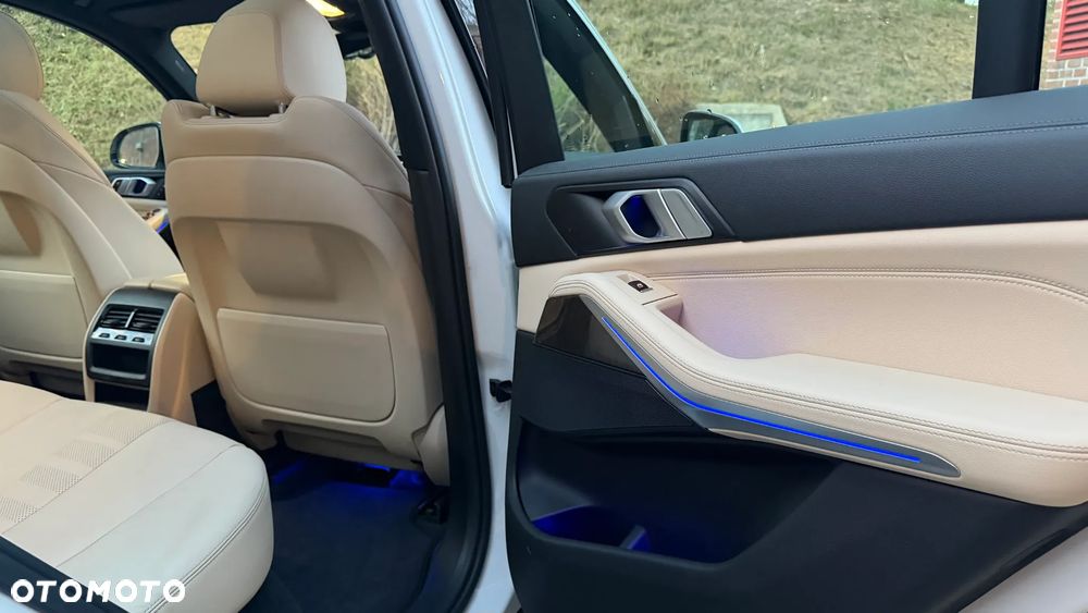 BMW X5 xDrive25d sport - 30