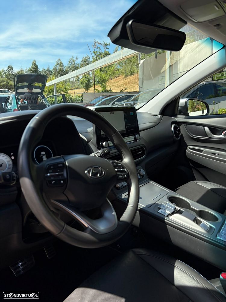 Hyundai Kauai 64 kWh Premium+LED - 9