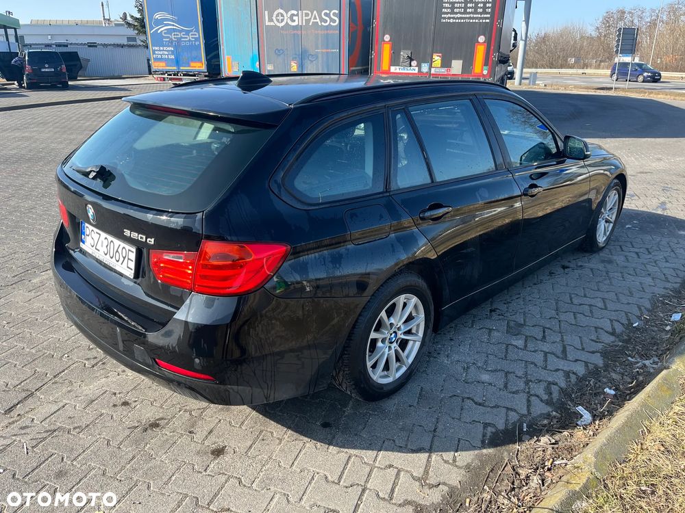 BMW Seria 3 320d - 26