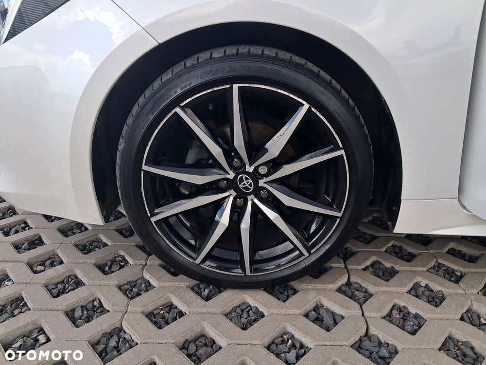 Toyota Corolla 1.8 Hybrid GR Sport Dynamic - 28