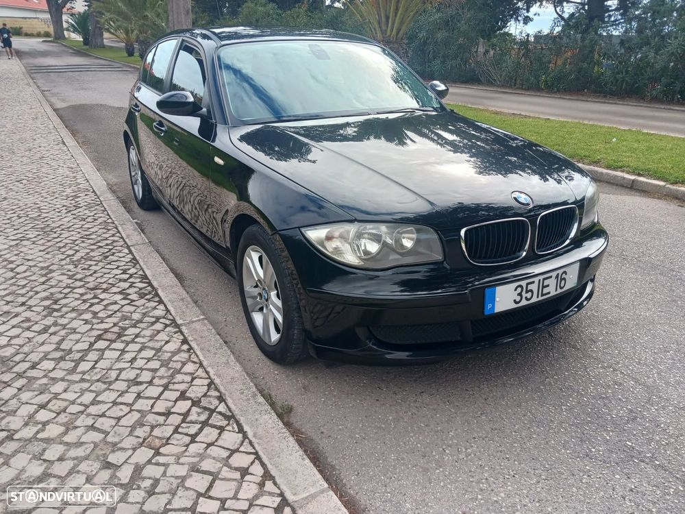 BMW 116 2009 photo 3