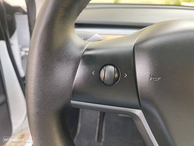 Tesla Model 3 Long Range Tração Integral - 17