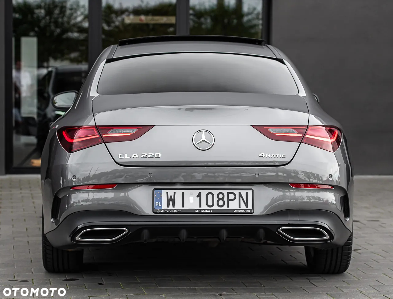 Mercedes-Benz CLA 220 4-Matic AMG Line 7G-DCT - 11
