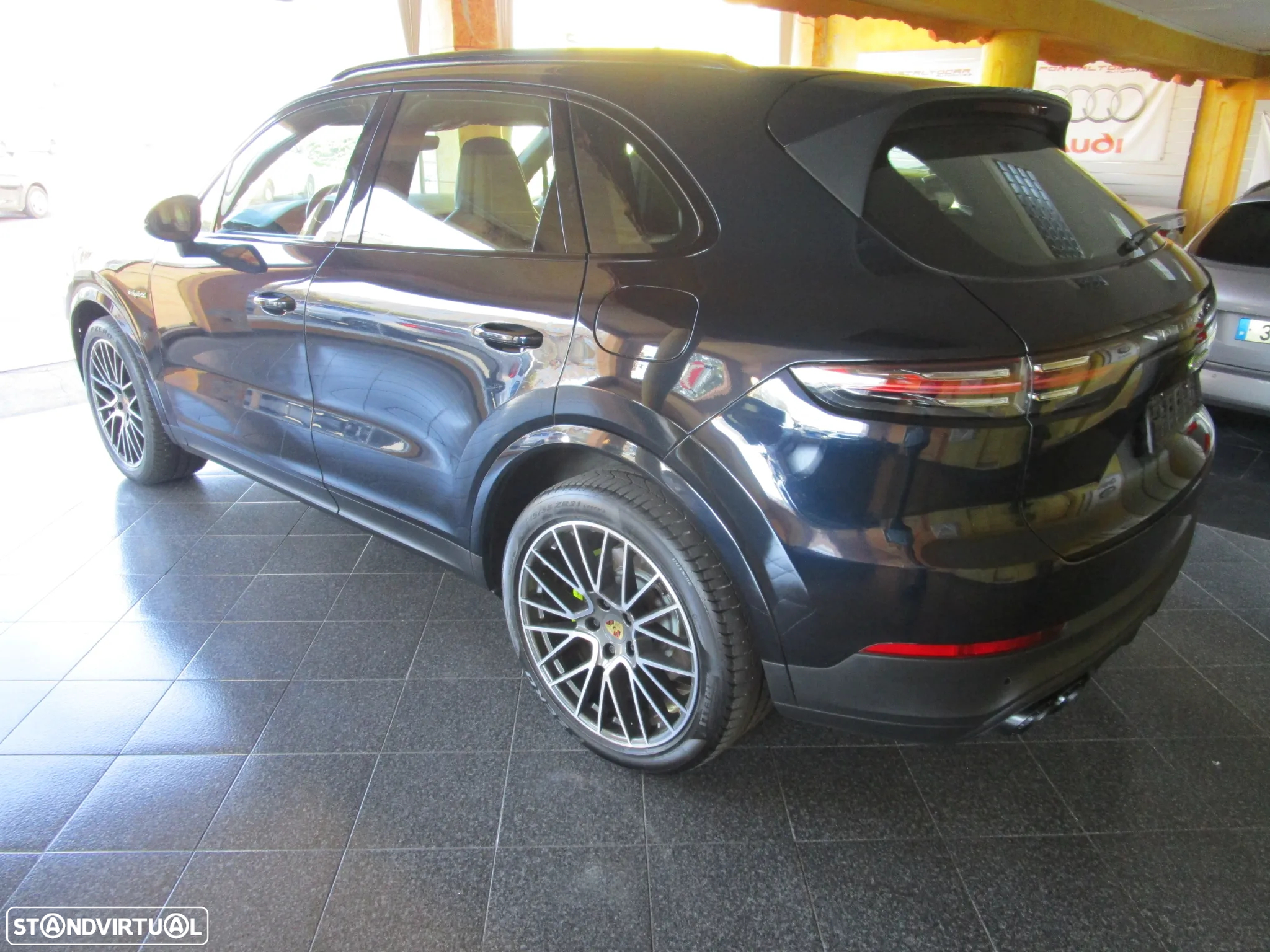 Porsche Cayenne E-Hybrid Platinum Edition - 56
