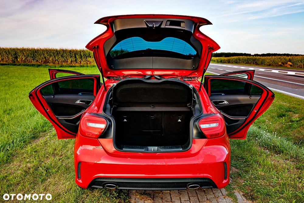 Mercedes-Benz Klasa A 180 BlueEfficiency Edition - 30
