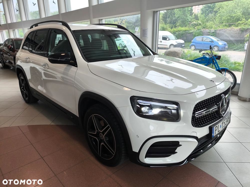 Mercedes-Benz GLB 200 AMG Line 7G-DCT - 5