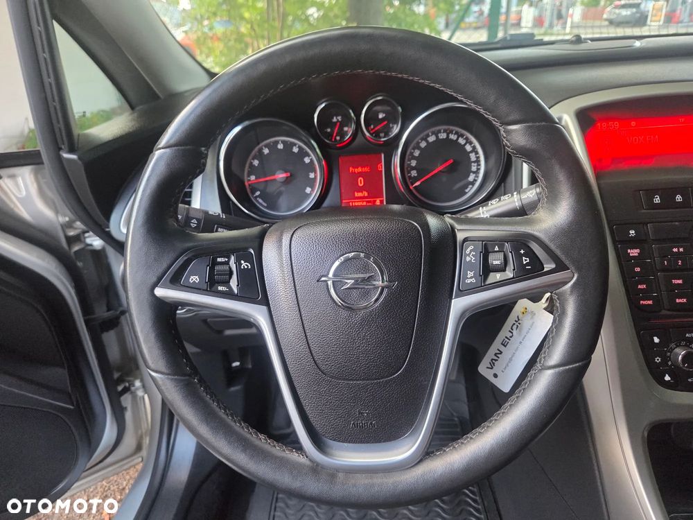 Opel Astra 1.4 Turbo ecoFLEX Start/Stop 150 Jahre - 18