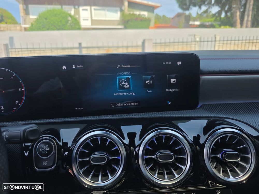 Mercedes-Benz CLA 200 d 8G-DCT AMG Line - 32