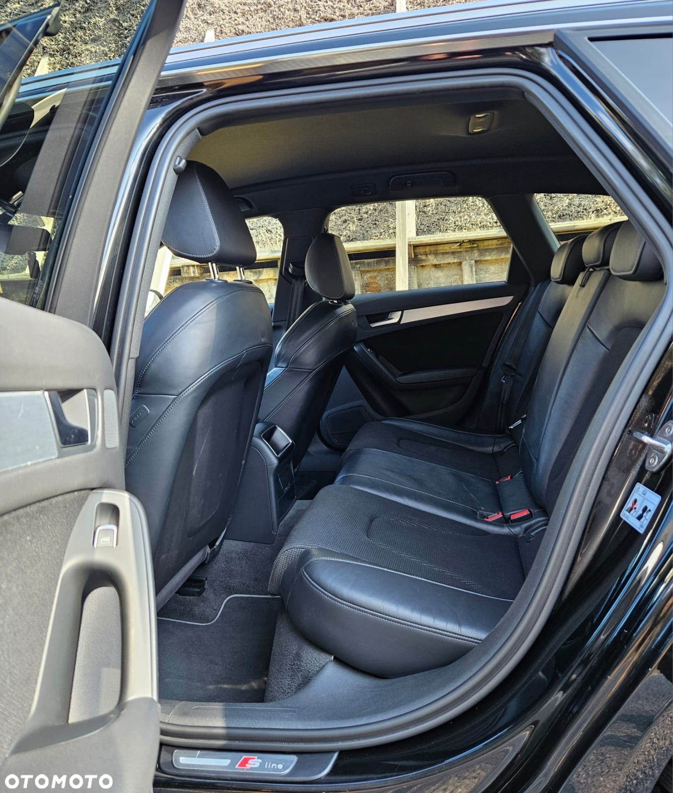 Audi A4 2.0 TDI DPF multitronic S line Sportpaket - 29
