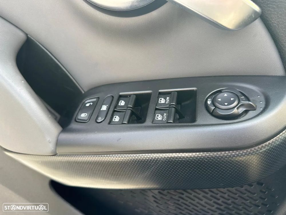 Fiat 500X 1.3 MJ City Cross S&S - 18