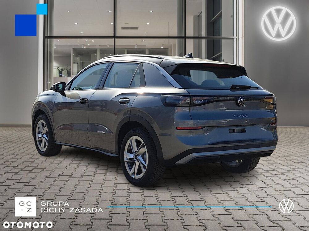 Volkswagen T-Roc - 3