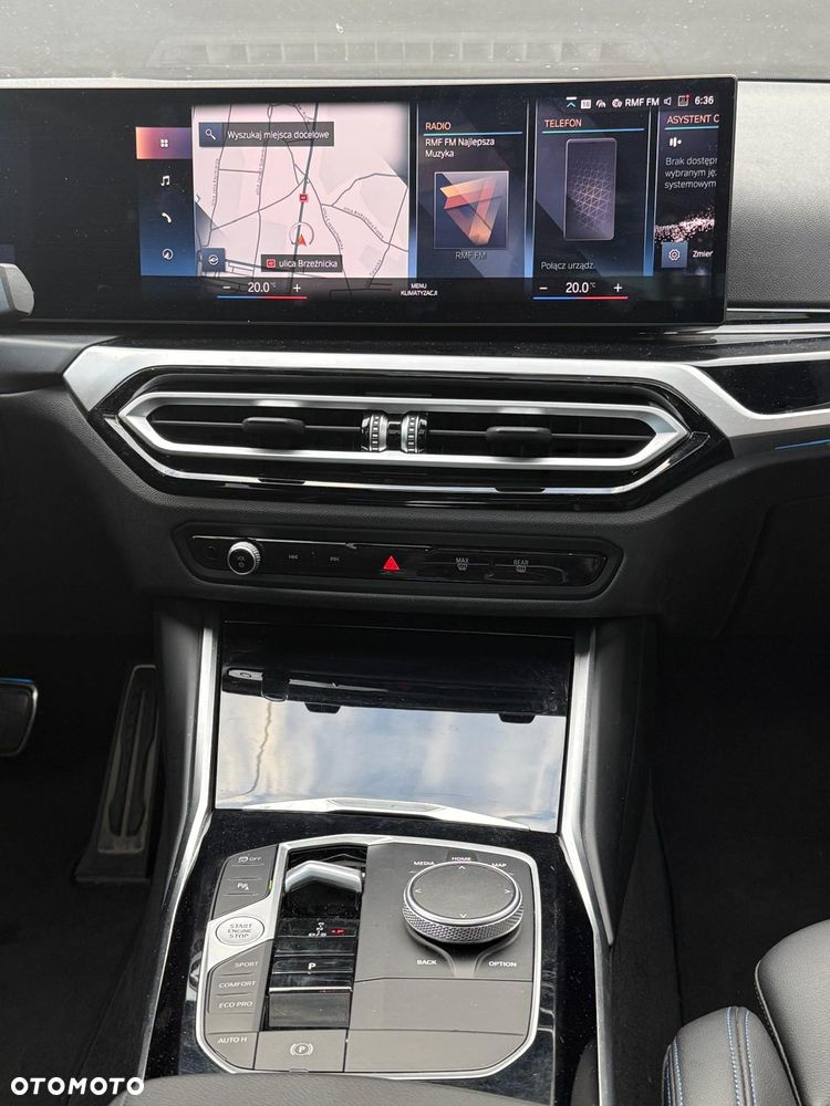 BMW Seria 3 320d xDrive - 29