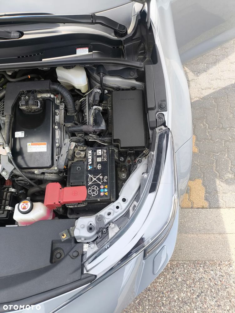 Toyota Corolla 1.8 Hybrid Comfort - 33
