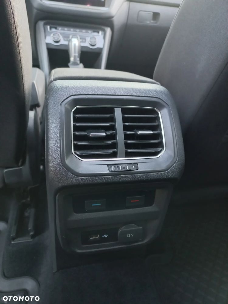Volkswagen Tiguan Allspace - 13