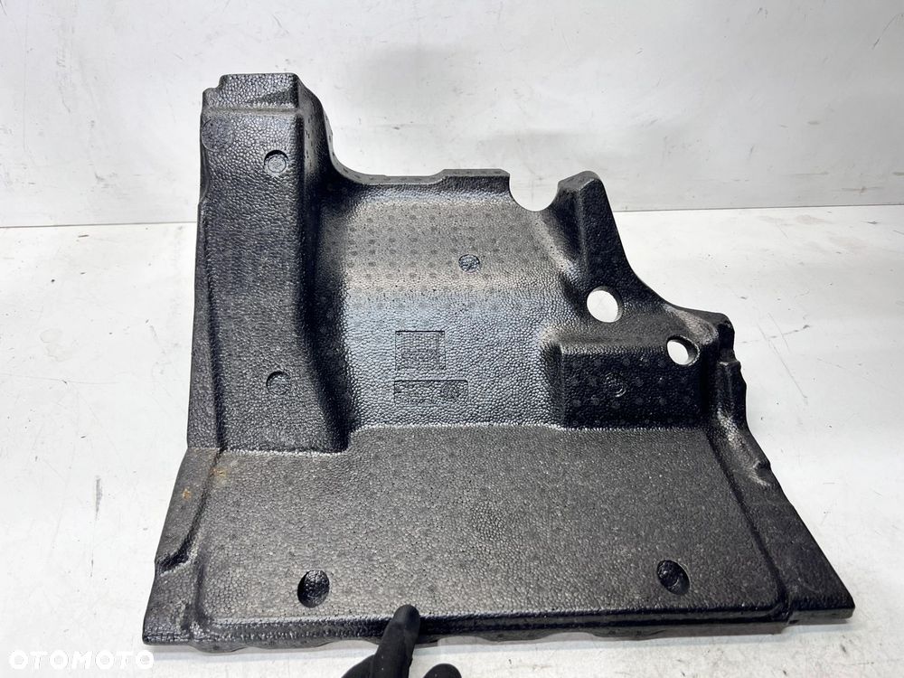 WKŁAD STYROPIAN POD NOGI PRAWY AUDI Q4 E-TRON 10C864417B - 5