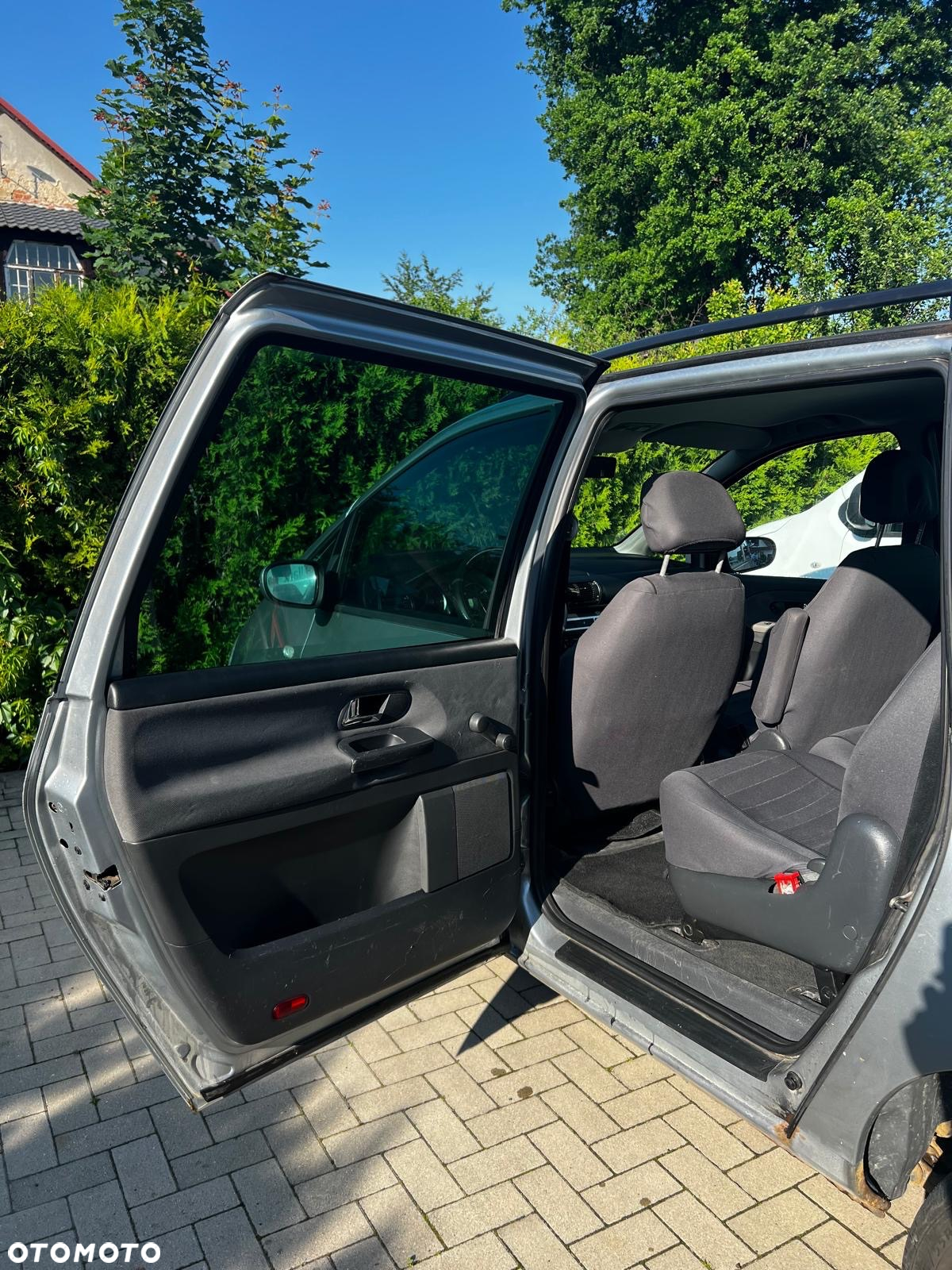 Ford Galaxy - 17