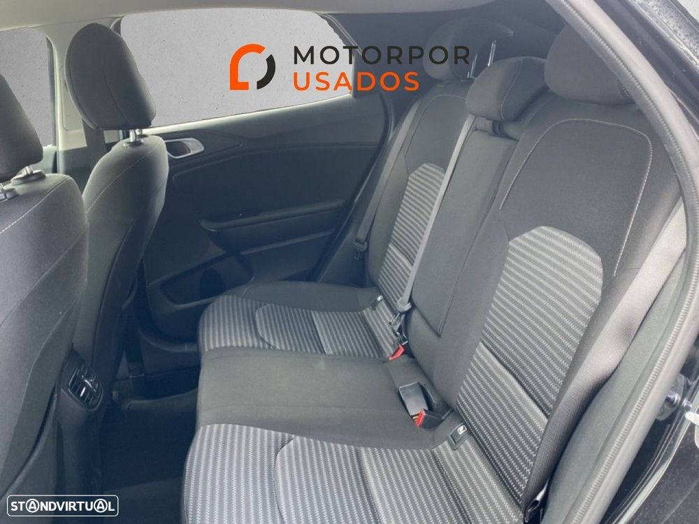 Kia XCeed 1.0 T-GDI Dynamic - 9