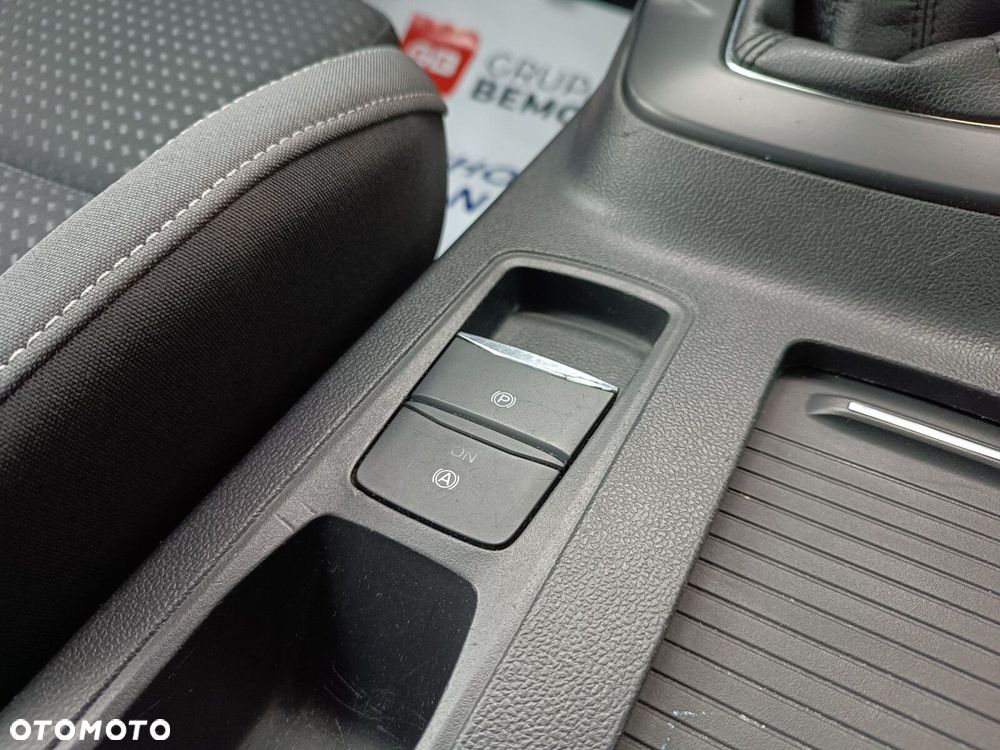 Ford Focus 1.0 EcoBoost Trend Edition Business - 27