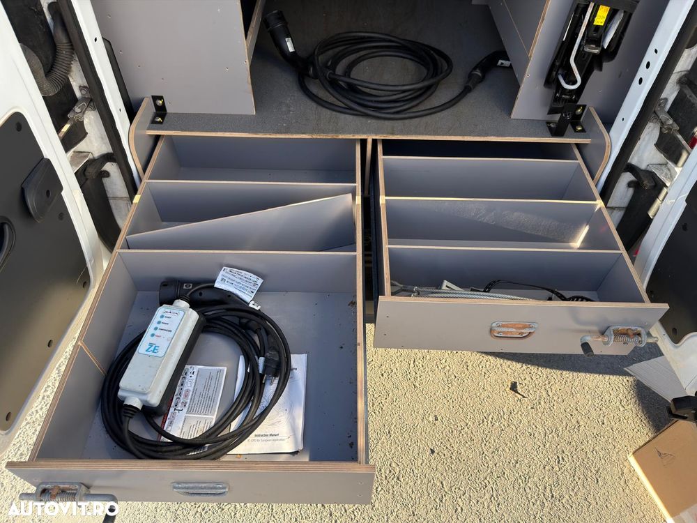 Renault Kangoo Maxi ZE E. 33 (mit Batterie) - 12