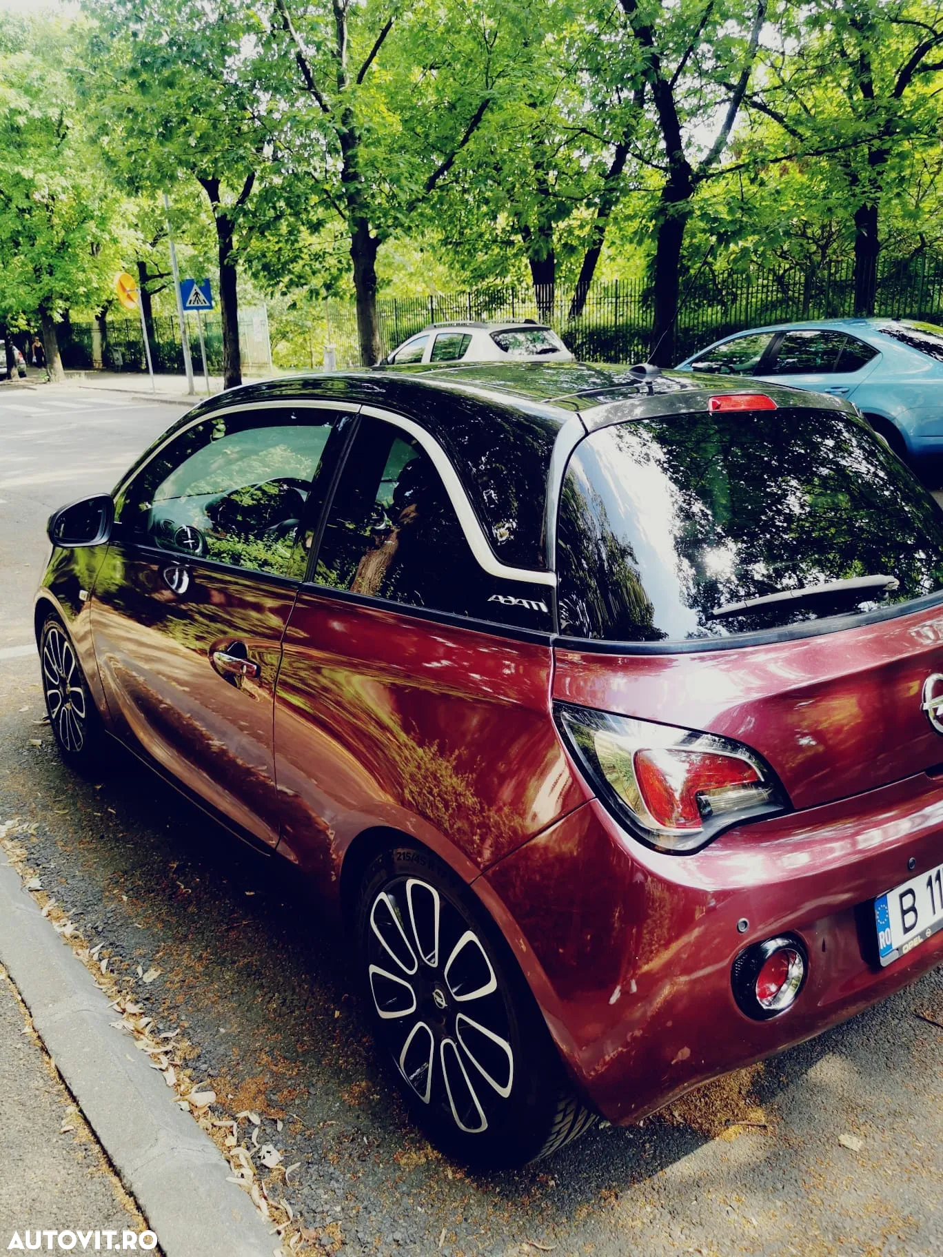 Opel Adam 1.4 ECOTEC Start/Stop GLAM - 2