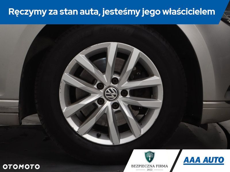Volkswagen Passat Variant - 17