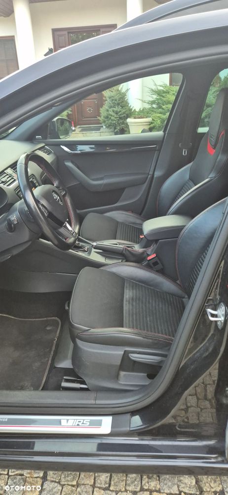Skoda Octavia 2.0 TDI RS DSG - 23