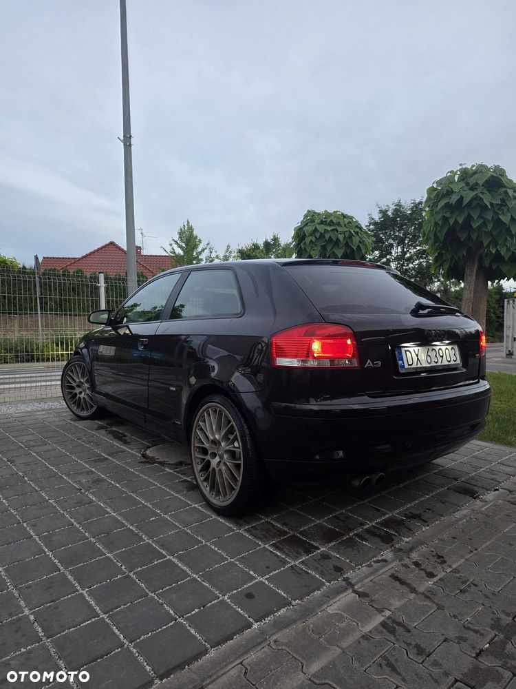 Audi A3 Sportback 3.2 quattro (DSG) S tronic S line Sportpaket plus - 5