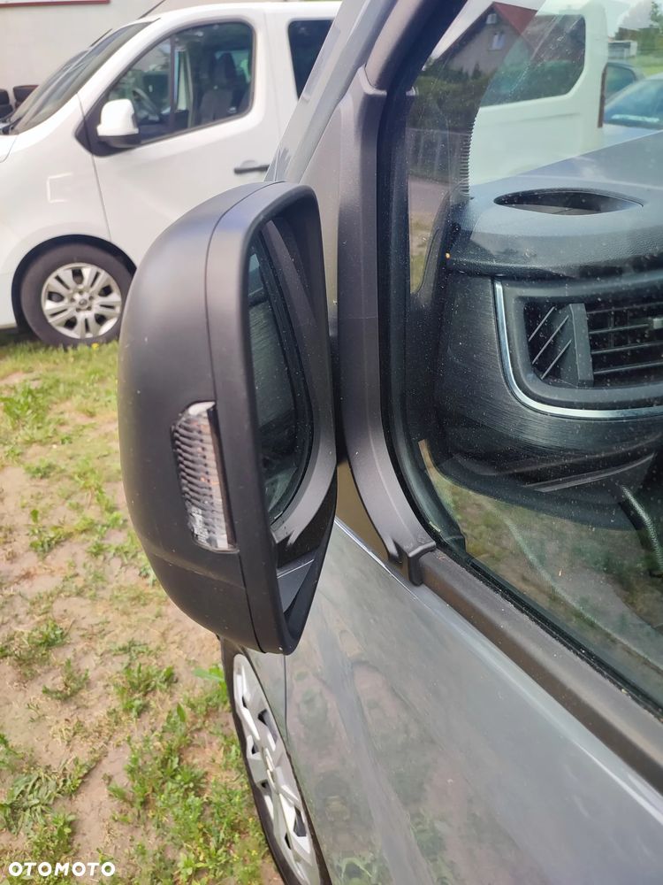 Renault Trafic Kombi 2.0 L2 Equilibre - 24