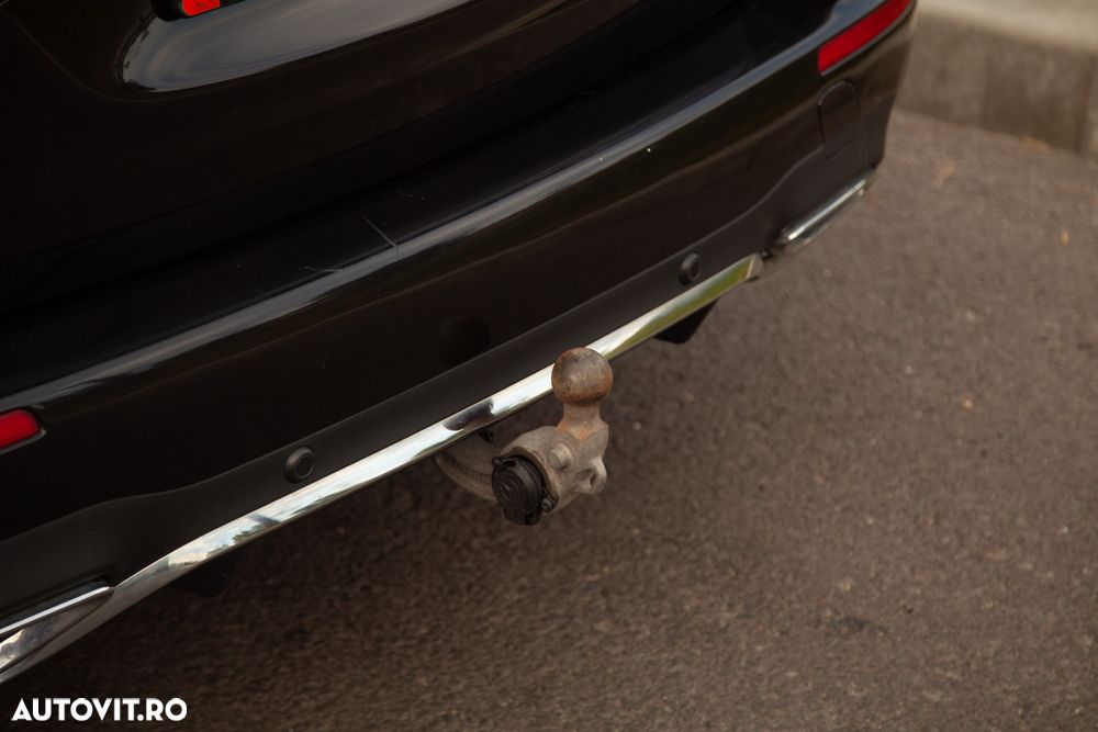 Mercedes-Benz E - 38