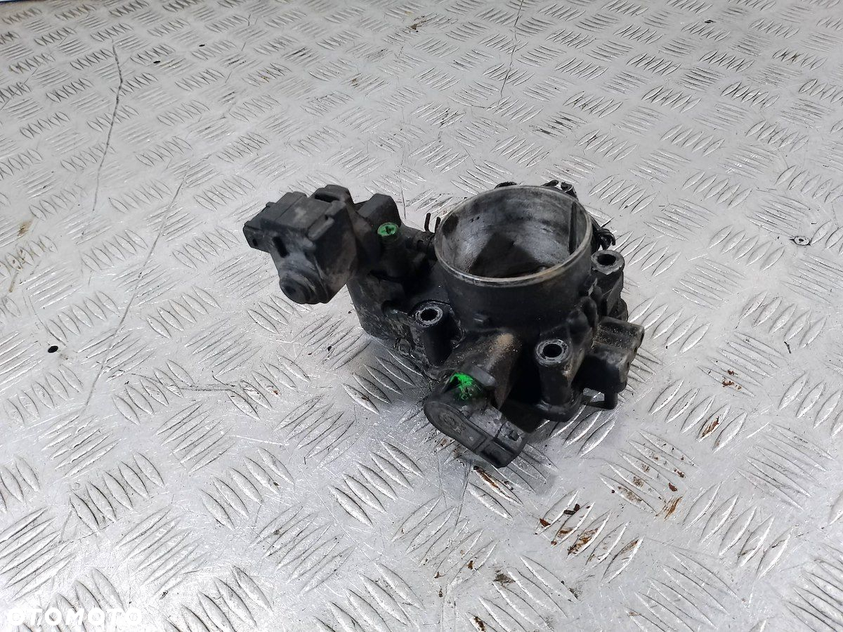 PRZEPUSTNICA HYUNDAI TUCSON 2.4 - 3