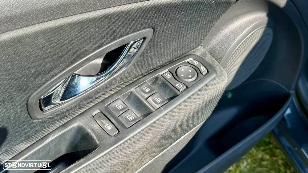 Renault Mégane Sport Tourer 1.5 dCi Limited SS - 10