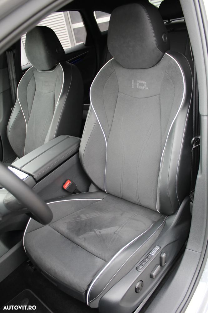 Volkswagen ID.7 86 kWh Pro S - 24
