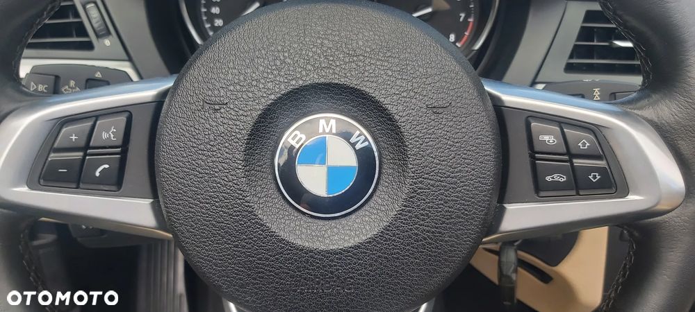 BMW Z4 sDrive30i - 37